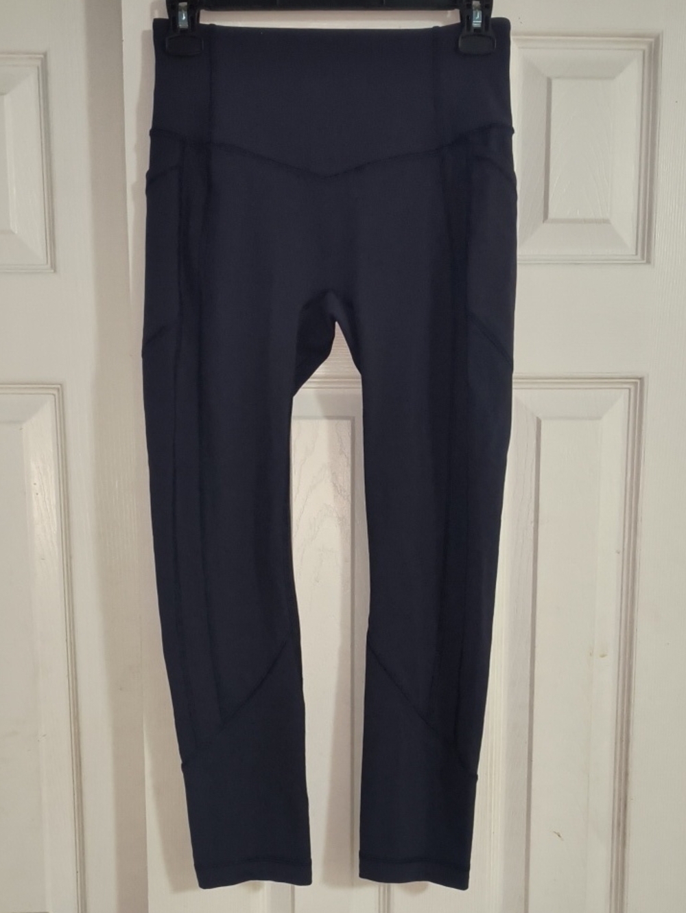 Lululemon All The Right Places Crop II Deep Indigo Size 6 - Picture 3 of 6